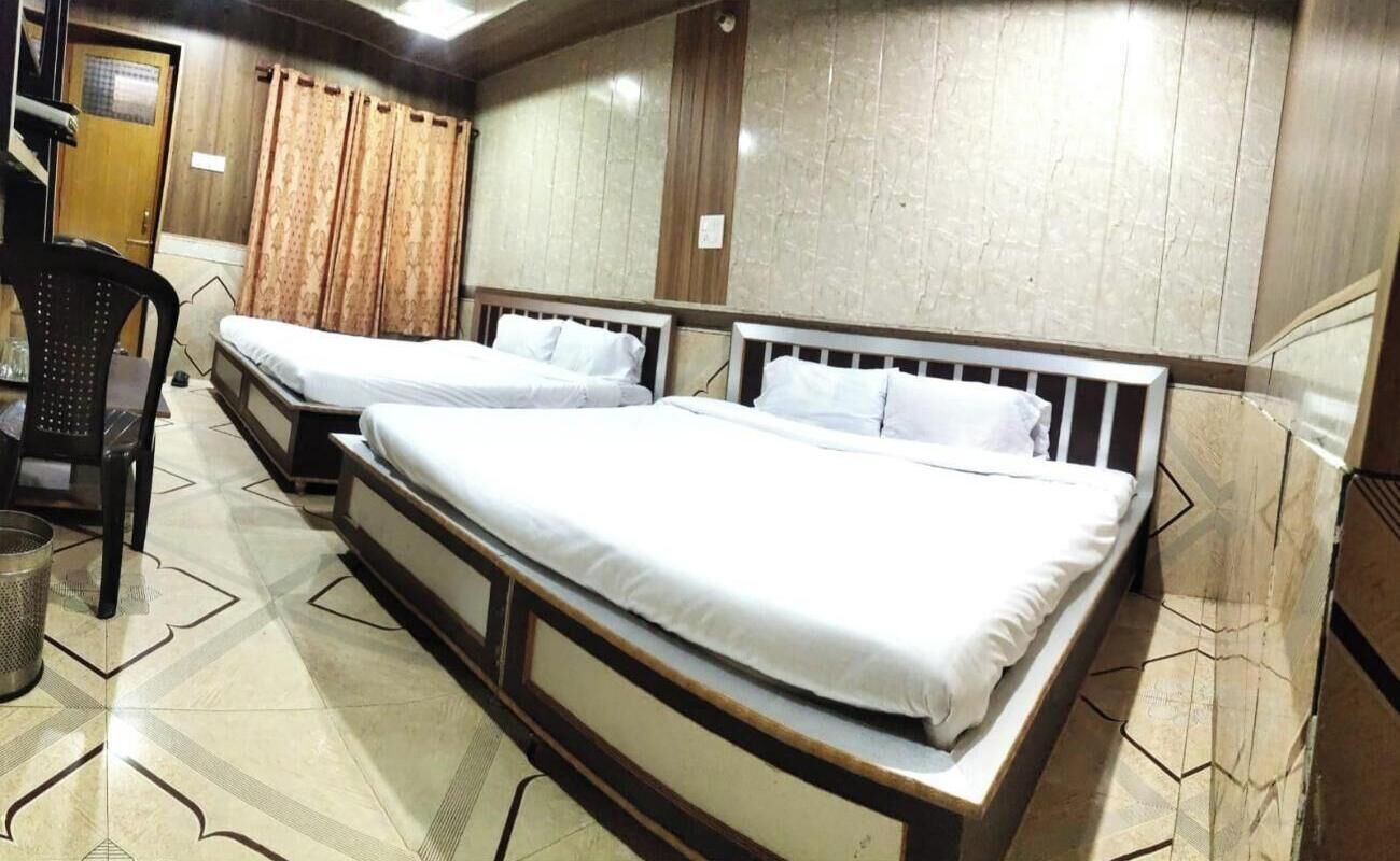 ห้องคลาสสิกดับเบิล, ระเบียง, วิวภูเขา | Wi-Fi ฟรี, ผ้าปูที่นอน