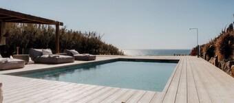 oceanHUTS Adults Only