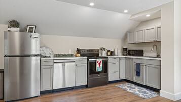 微波爐、洗碗機、咖啡機/沖茶器、多士爐