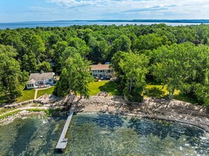 Exterior - Sunset Cove Fall & Winter retreat | Sauna | Hot Tub (Sturgeon Bay)