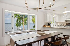 Fridge, microwave, oven, stovetop - Sunset Cove Fall & Winter retreat | Sauna | Hot Tub (Sturgeon Bay)