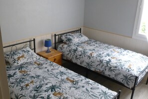 3 bedrooms, iron/ironing board, WiFi