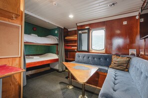 基础套房, 海景