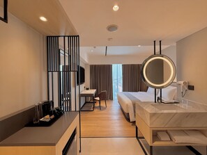 Deluxe tweepersoonskamer, uitzicht op de stad | Uitzicht vanuit de kamer