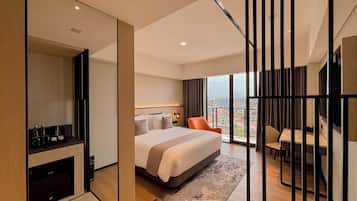Premier Double Room, Balcony | In-room safe, desk, free WiFi, bed sheets