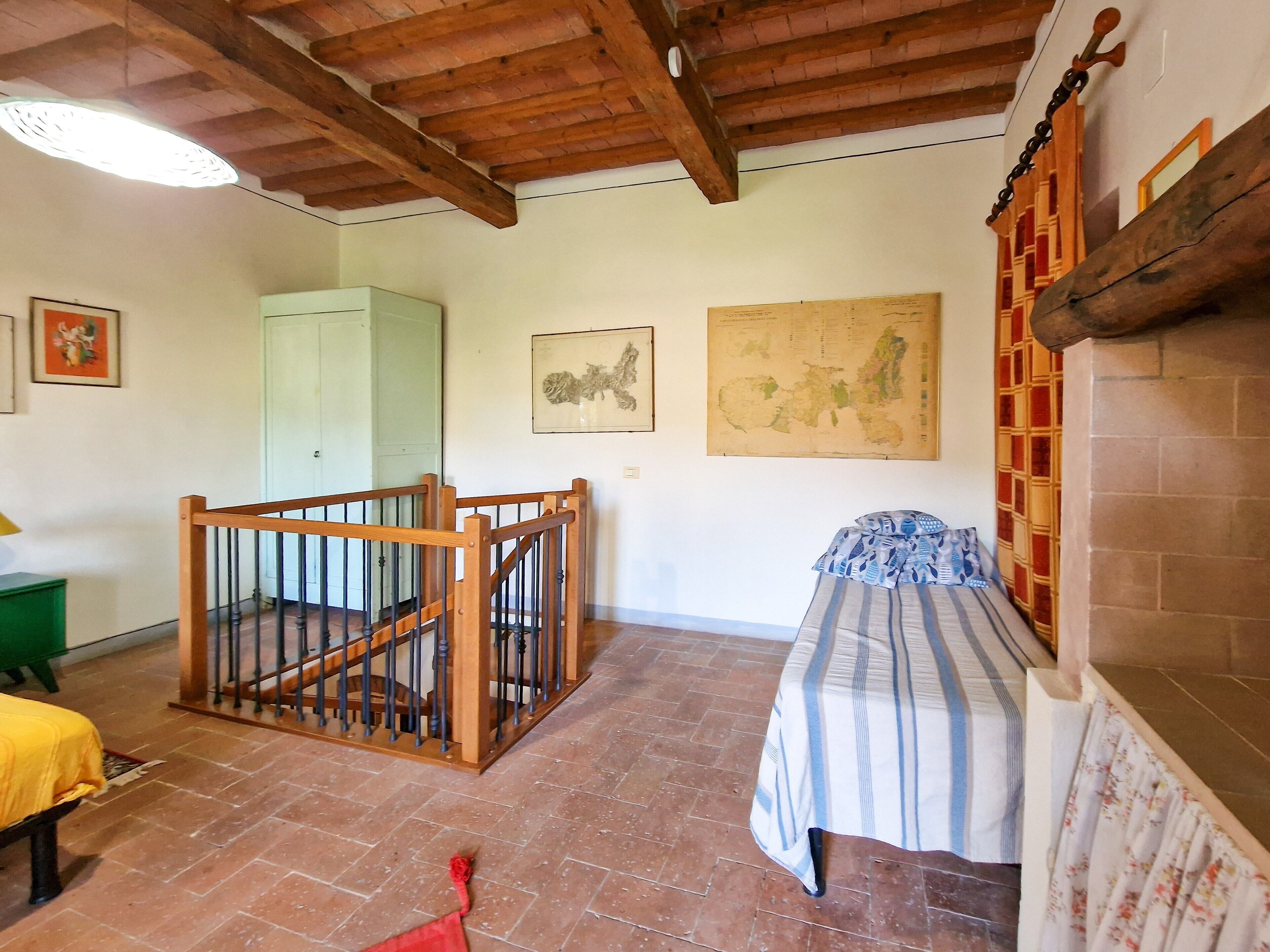 1 sovrum och sängkläder