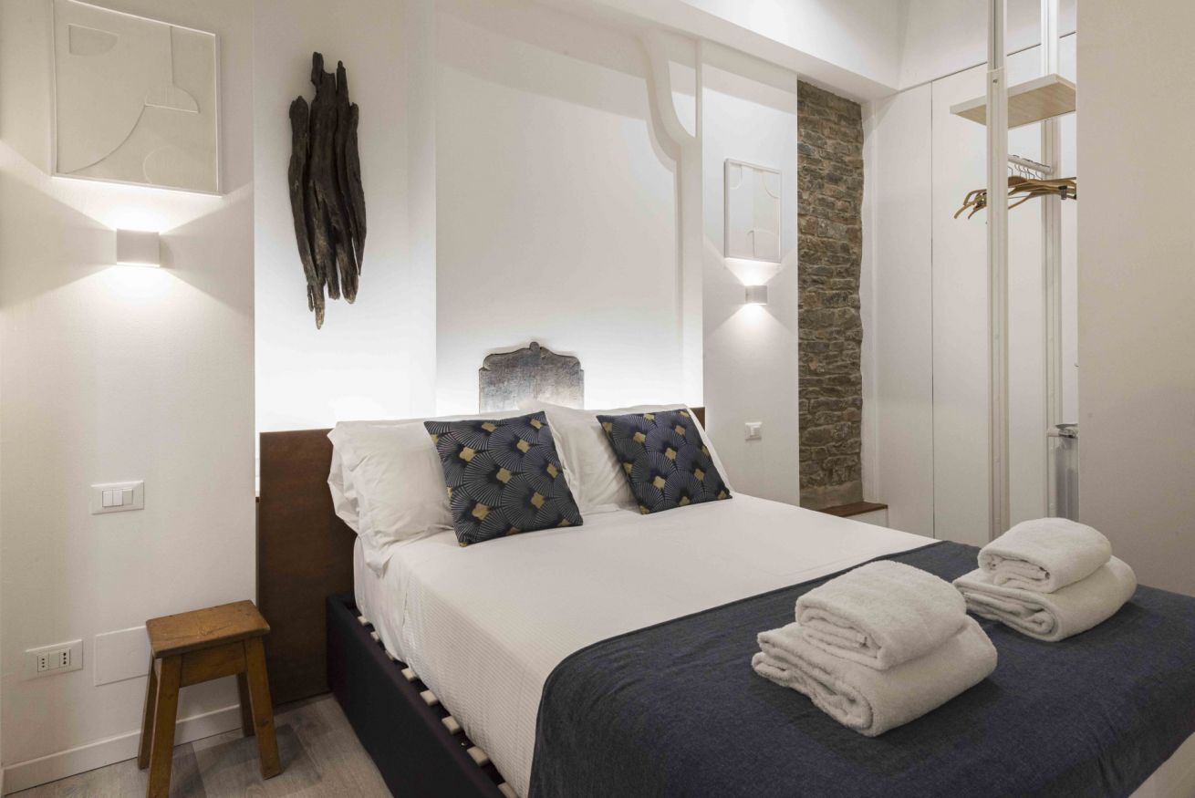 2 Schlafzimmer, Bügeleisen/Bügelbrett