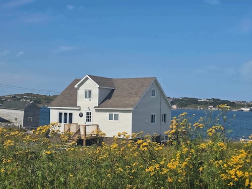 Whales & Trails Vacation Home