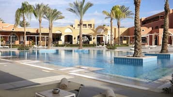 Beheizter Pool