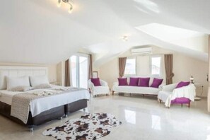 5 bedrooms, iron/ironing board, travel cot, free WiFi