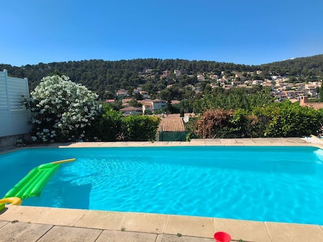 Pool. Provence getaway just minutes from Cassis with private pool