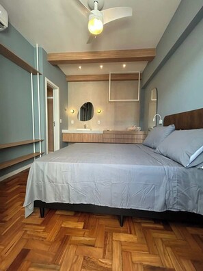 2 bedrooms, iron/ironing board, WiFi, bed sheets