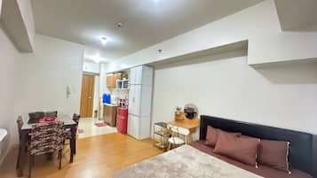 1 bedroom, WiFi, bed sheets
