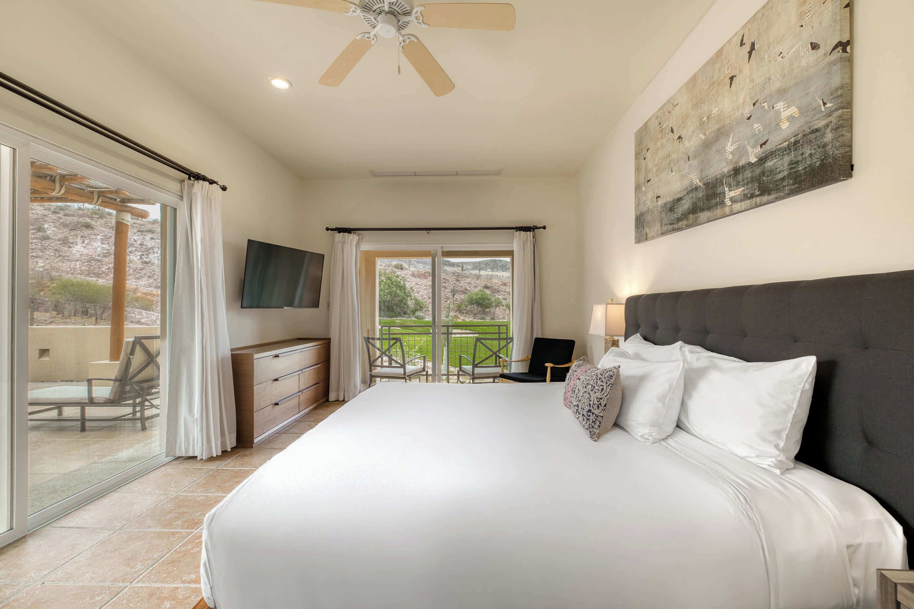 3 bedrooms, desk, iron/ironing board, WiFi