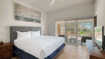 4 bedrooms, desk, iron/ironing board, WiFi