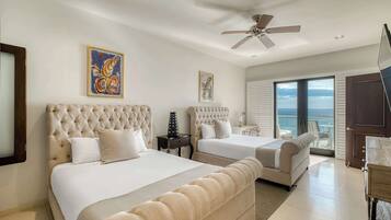 1 habitación, escritorio, tabla de planchar con plancha y wifi