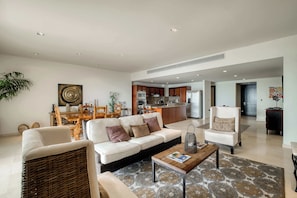 TV, offices - 2BR Ocean View & Terrace at Vistamar (La Paz)