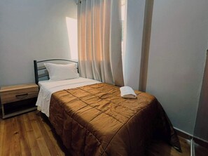 2 Schlafzimmer, Bügeleisen/Bügelbrett, WLAN, Bettwäsche
