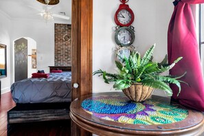 5 chambres, bureau, fer et planche à repasser, Wi-Fi gratuit