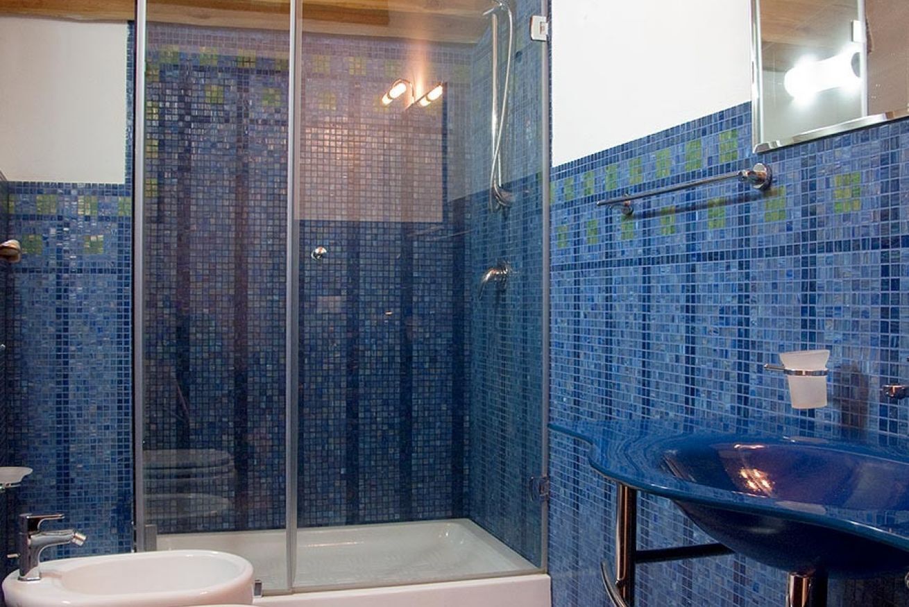 Shower, bidet
