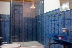 Doccia, bidet