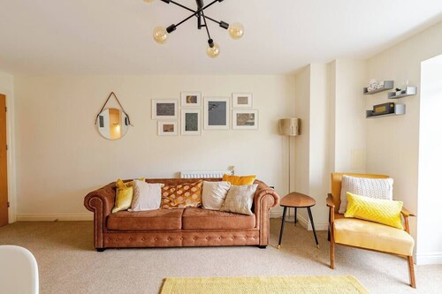 Beautiful and Modern 2 Bed Flat in Greater London