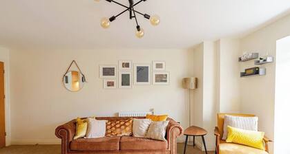 Beautiful and Modern 2 Bed Flat in Greater London