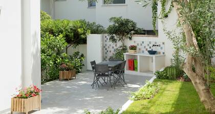 Addaura Marina Apartment by Wonderful Italy