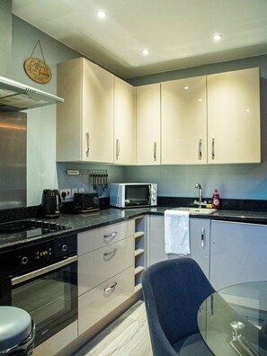 Fridge, microwave, oven, toaster