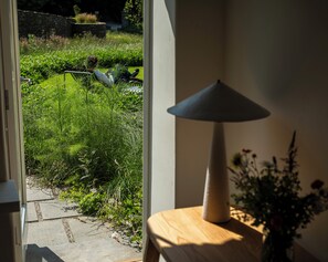 Studio, patio, uitzicht op tuin | Terras