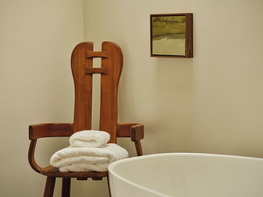 Fowlescombe Farm by null