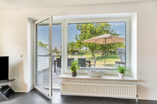 Ferienhaus 'Sonja' mit privater Terrasse, privatem Garten und Wi-Fi