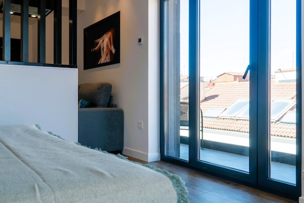 Superior Studio | Down duvets, memory-foam beds, desk, free WiFi