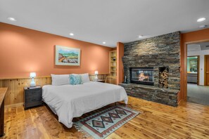 4 chambres, fer et planche à repasser, Wi-Fi gratuit, draps fournis