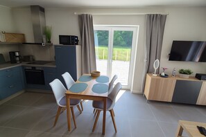 Microwave, stovetop, dishwasher - Vacation apartment Fiete (Biendorf)