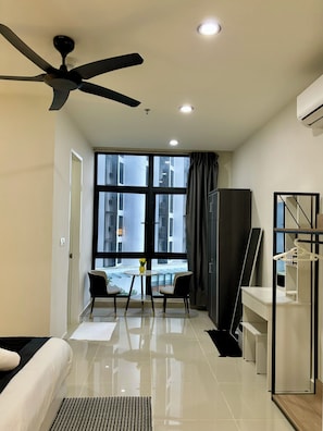 1 bedroom, iron/ironing board, WiFi