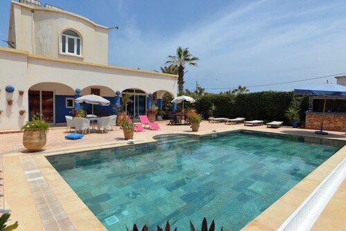 Tigmino villa with pool