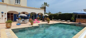 Tigmino villa with pool