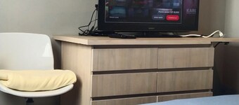 Independent and spacious room in rural area of Chia.