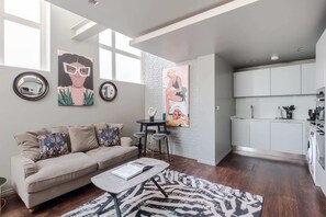 Apartment | 1 bedroom, Internet