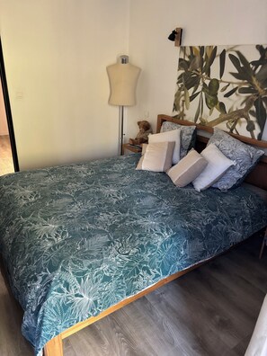 3 bedrooms, desk, iron/ironing board, free WiFi - Large renovated villa in Bandol (Bandol)