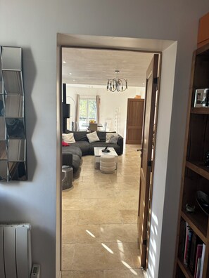 TV connectée, chaîne hi-fi, imprimantes