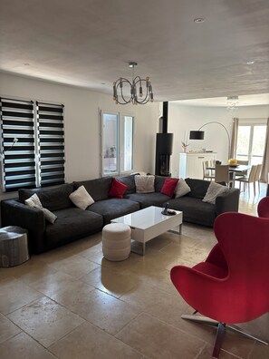 Smart TV, stereo, printers - Large renovated villa in Bandol (Bandol)