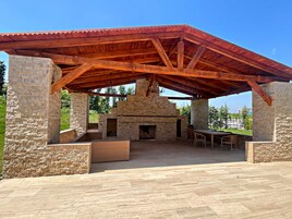 Bar junto a la piscina