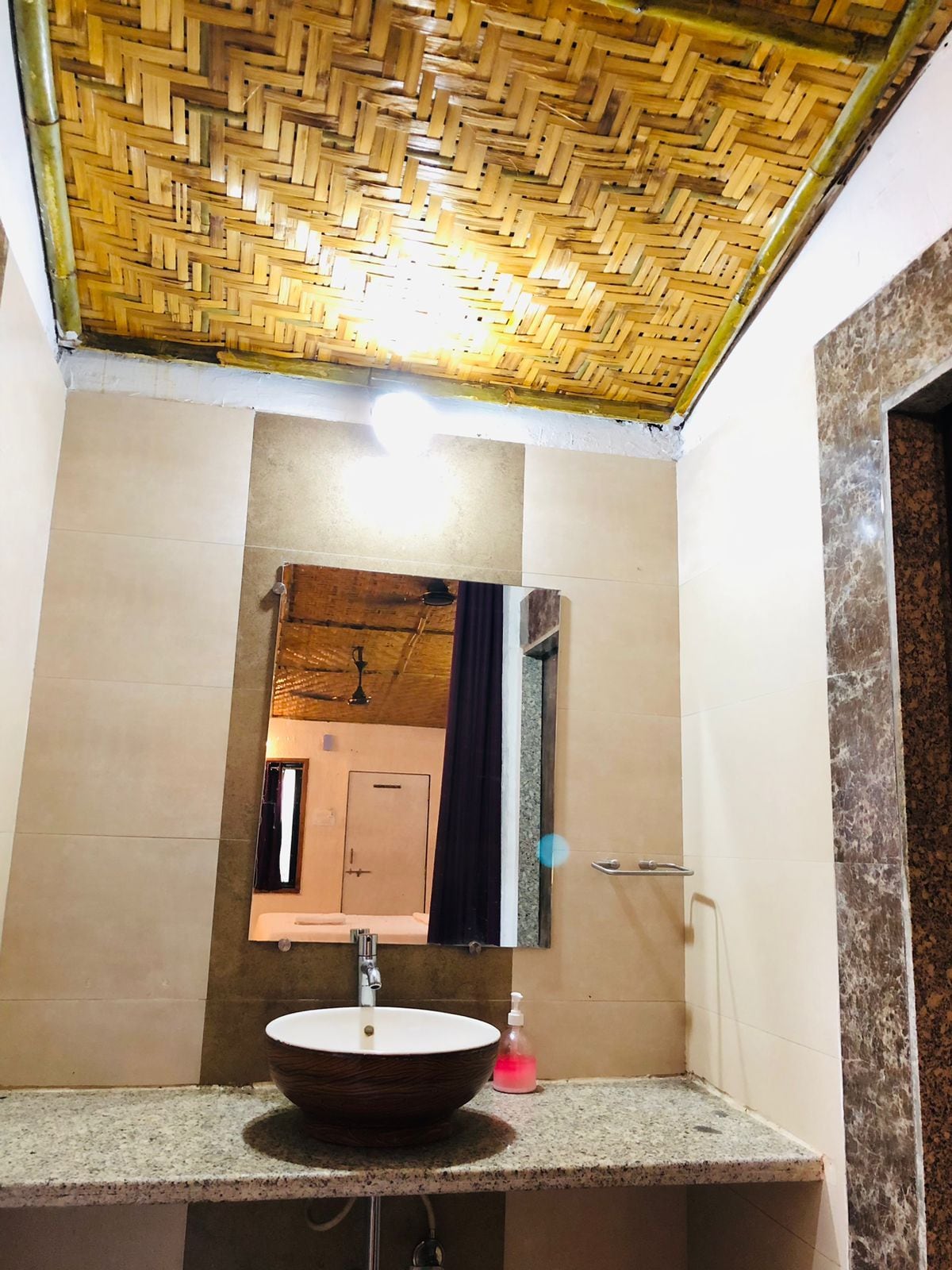 Family Room | Bathroom