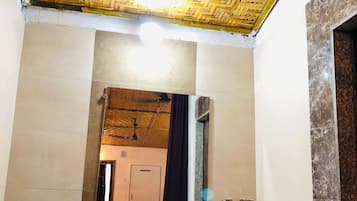 Family Room | Bathroom