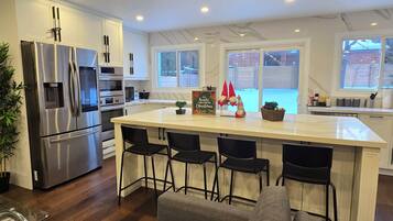 Microwave, oven, dishwasher