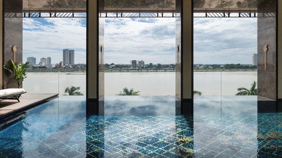 Soma Hotel Riverside