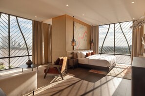 Ropa de cama de alta calidad, colchones con pillow-top y minibar 