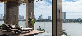 โซมา โรงแรม ริเวอร์ไซด์